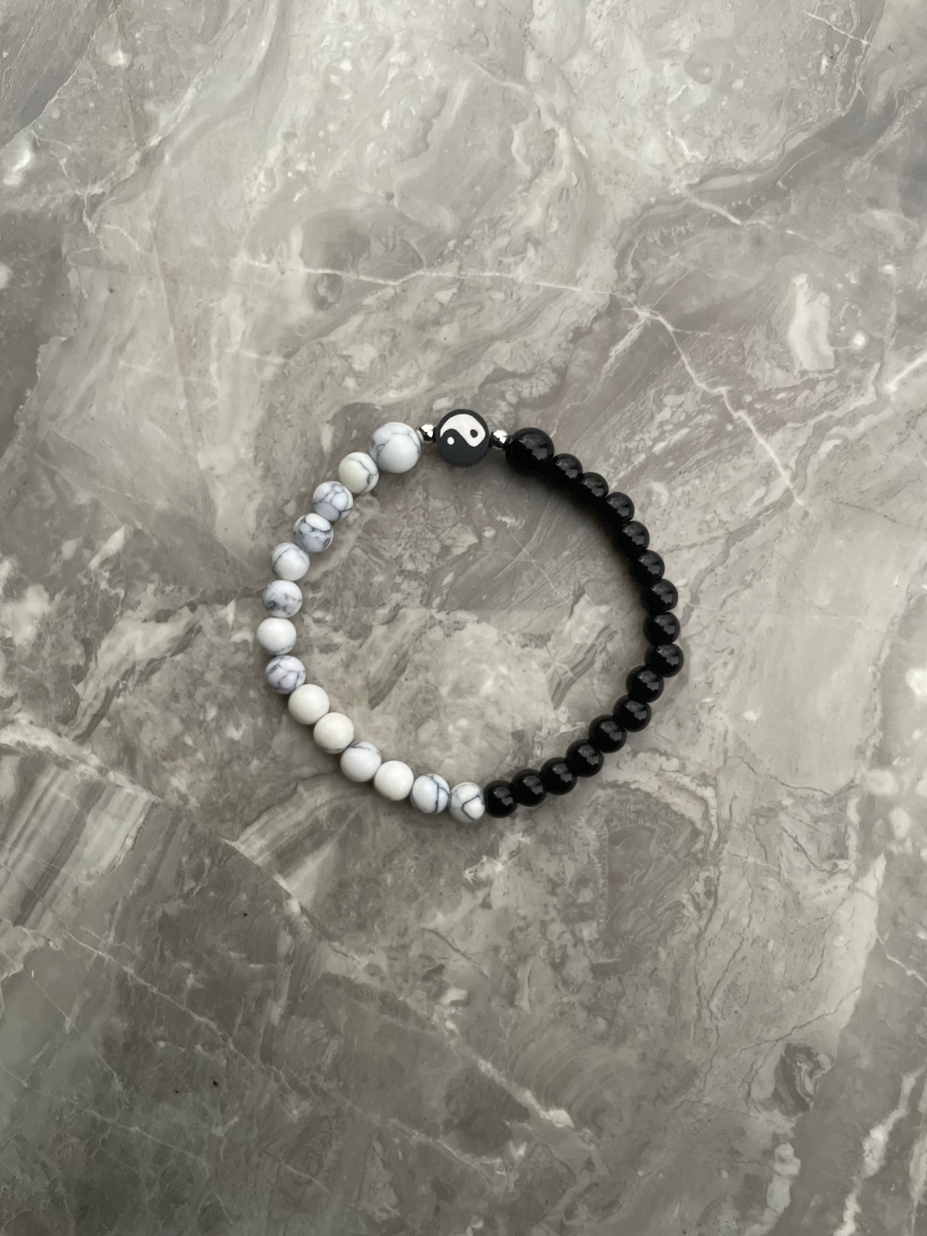 Ying & Yang Gemstone Beaded Bracelet