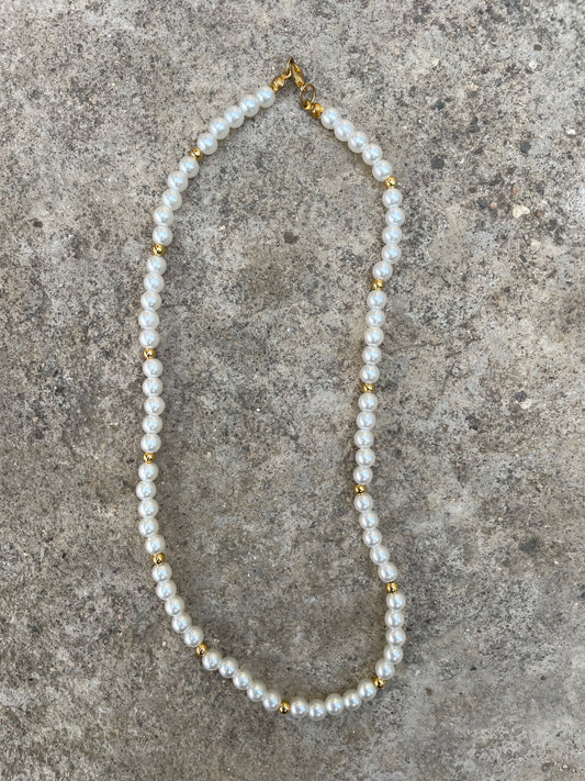 Pearl & Stainless Gold Necklace